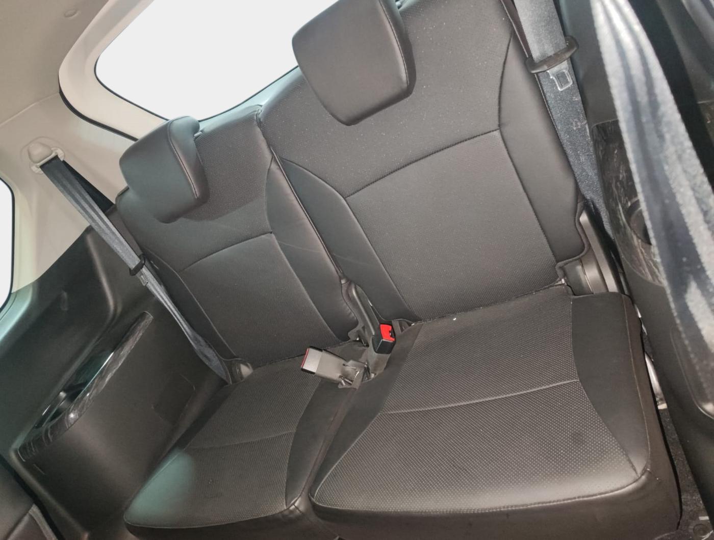 2023 Maruti XL6 ALPHA PLUS MT, Petrol, Manual, 7,241 km, Third Seat Row ( optional )