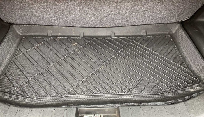 2021 Maruti Alto VXI, Petrol, Manual, 709 km, Boot Inside