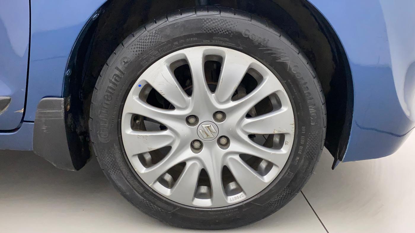2017 Maruti Baleno ZETA PETROL 1.2, Petrol, Manual, 1,08,028 km, Right Front Wheel