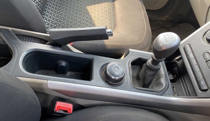 2017 Tata NEXON XM PETROL, Petrol, Manual, 68,052 km, Gear Lever