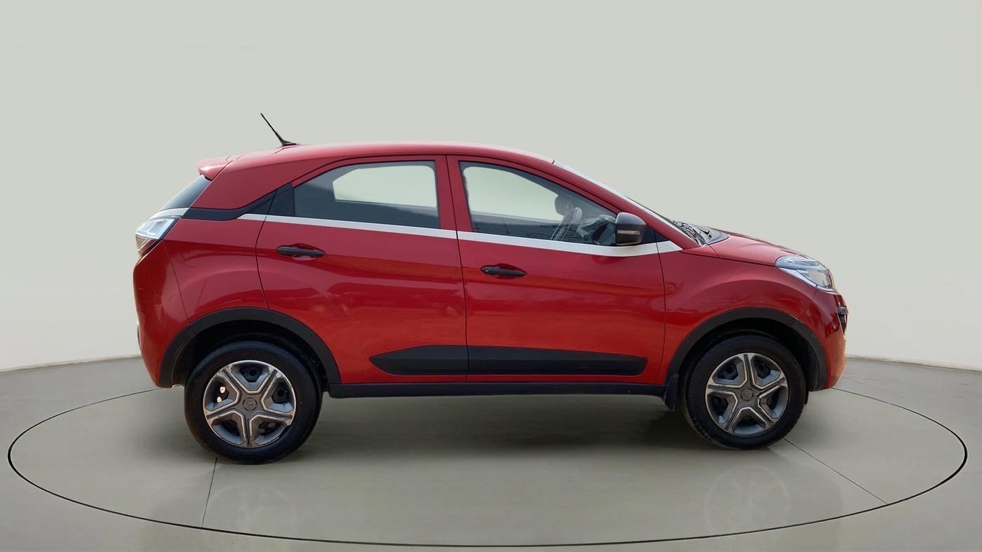 2017 Tata NEXON XM PETROL, Petrol, Manual, 68,052 km, Right Side View