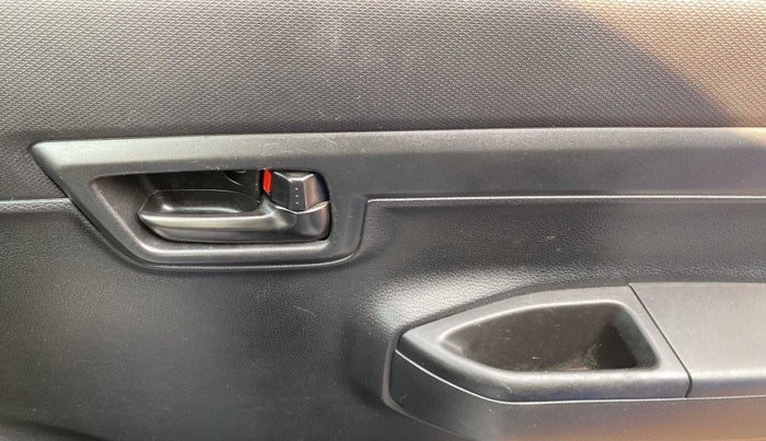 2020 Maruti S PRESSO VXI+, Petrol, Manual, 10,421 km, Driver Side Door Panels Control