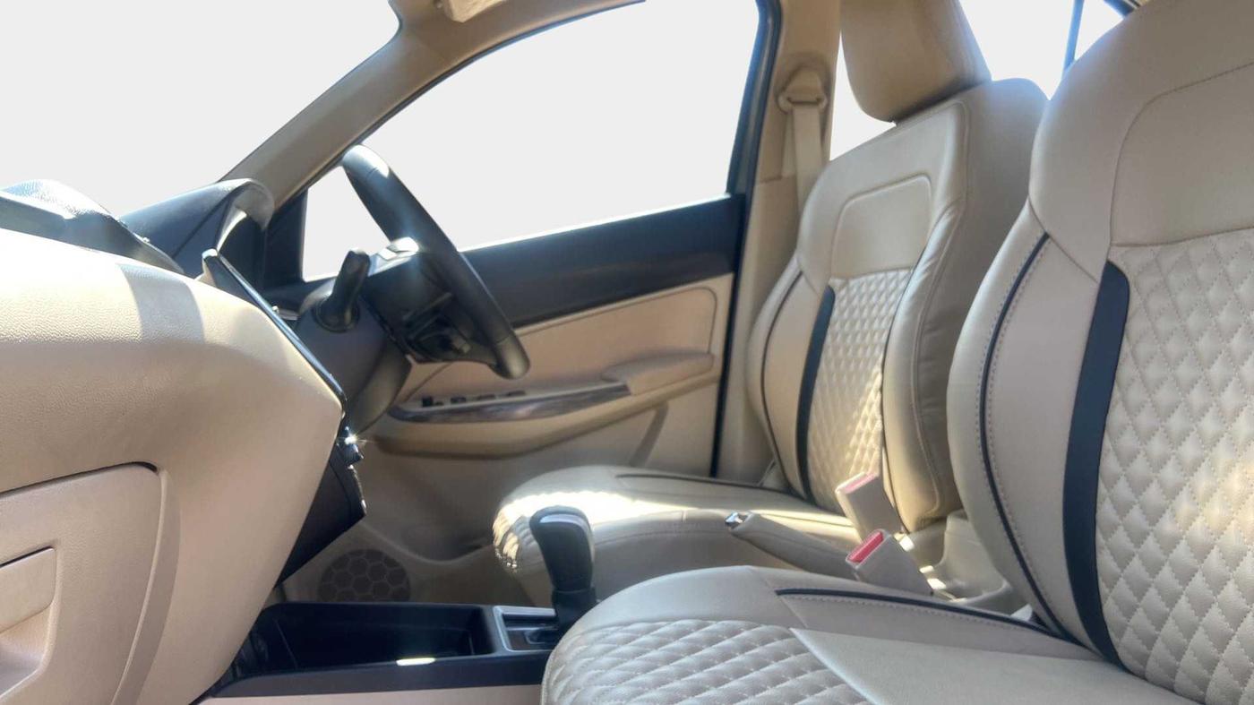 2022 Maruti Dzire ZXI AMT, Petrol, Automatic, 1,938 km, Right Side Front Door Cabin