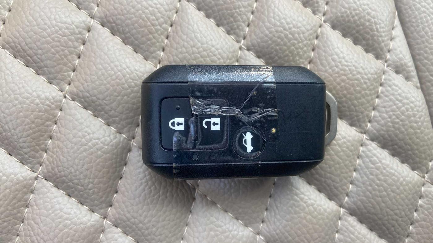 2022 Maruti Dzire ZXI AMT, Petrol, Automatic, 1,938 km, Key Close Up