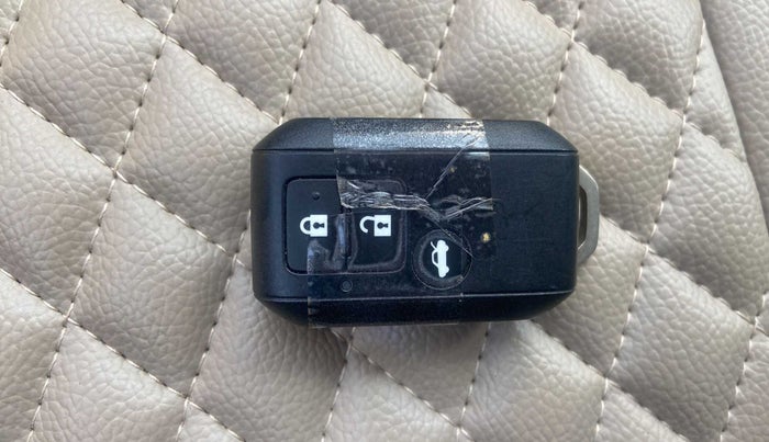 2022 Maruti Dzire ZXI AMT, Petrol, Automatic, 1,938 km, Key Close Up