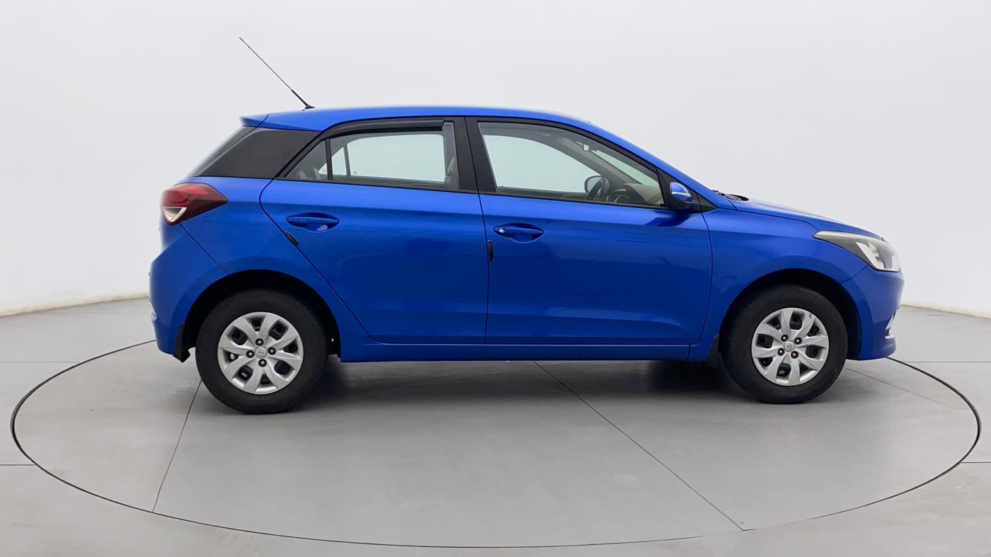 2017 Hyundai Elite i20 SPORTZ 1.2, Petrol, Manual, 20,162 km, Right Side View