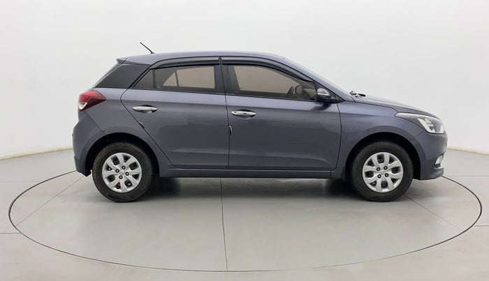 2017 Hyundai Elite i20 SPORTZ 1.2, Petrol, Manual, 28,088 km, Right Side View
