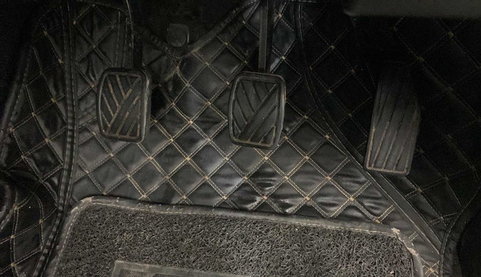 2019 Maruti S PRESSO VXI, Petrol, Manual, 54,923 km, Pedals