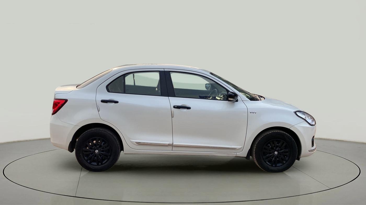 2017 Maruti Dzire VXI, Petrol, Manual, 51,962 km, Right Side View