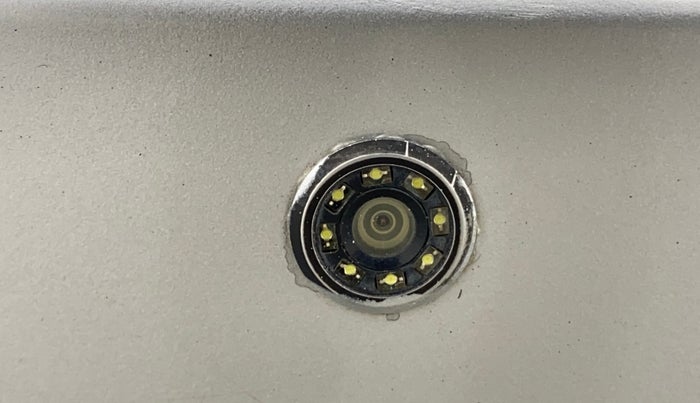 2019 Toyota YARIS J MT, Petrol, Manual, 1,27,430 km, Parking Camera