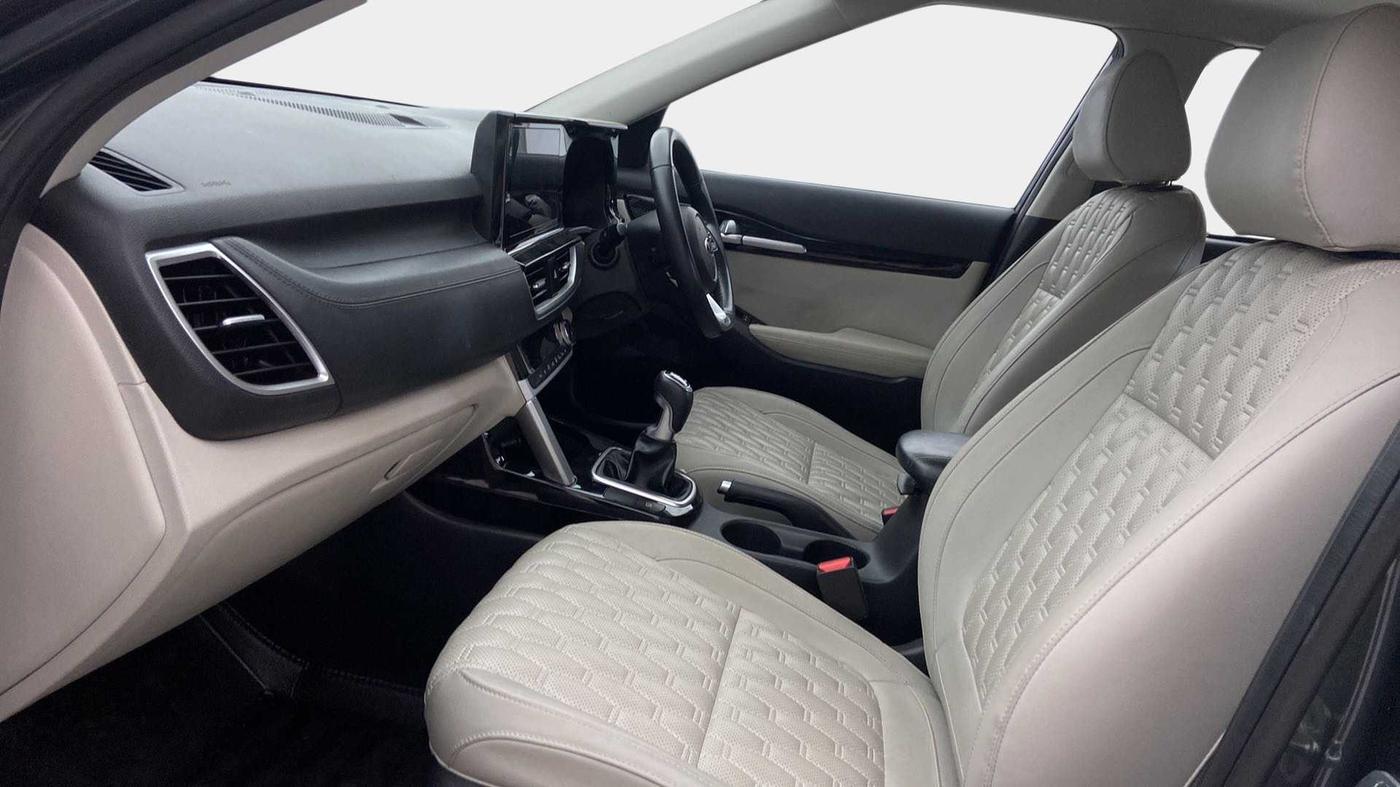2020 KIA SELTOS HTX 1.5 DIESEL, Diesel, Manual, 40,754 km, Right Side Front Door Cabin
