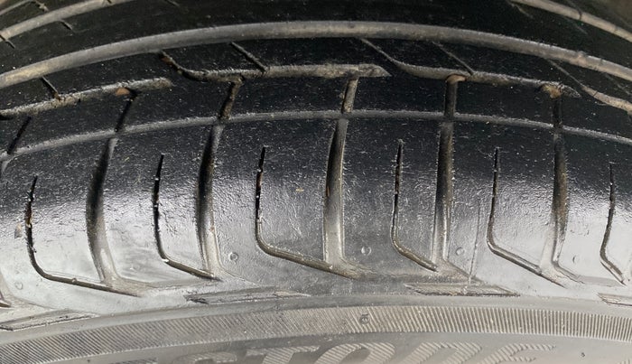 2024 Tata NEXON Smart + 1.5, Diesel, Manual, 19,983 km, Left Rear Tyre Tread