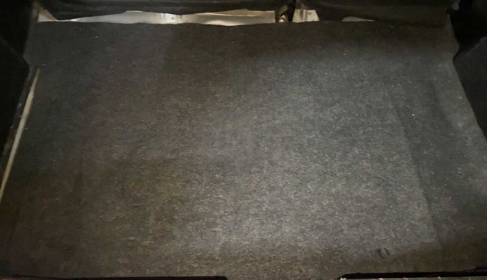2021 Toyota Glanza G, Petrol, Manual, 69,620 km, Boot Inside