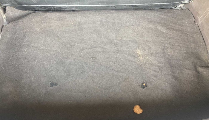 2011 Hyundai i20 MAGNA (O) 1.4 CRDI, Diesel, Manual, 1,00,023 km, Boot Inside