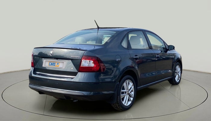 2017 Skoda Rapid STYLE 1.6 MPI, Petrol, Manual, 83,852 km, Right Back Diagonal