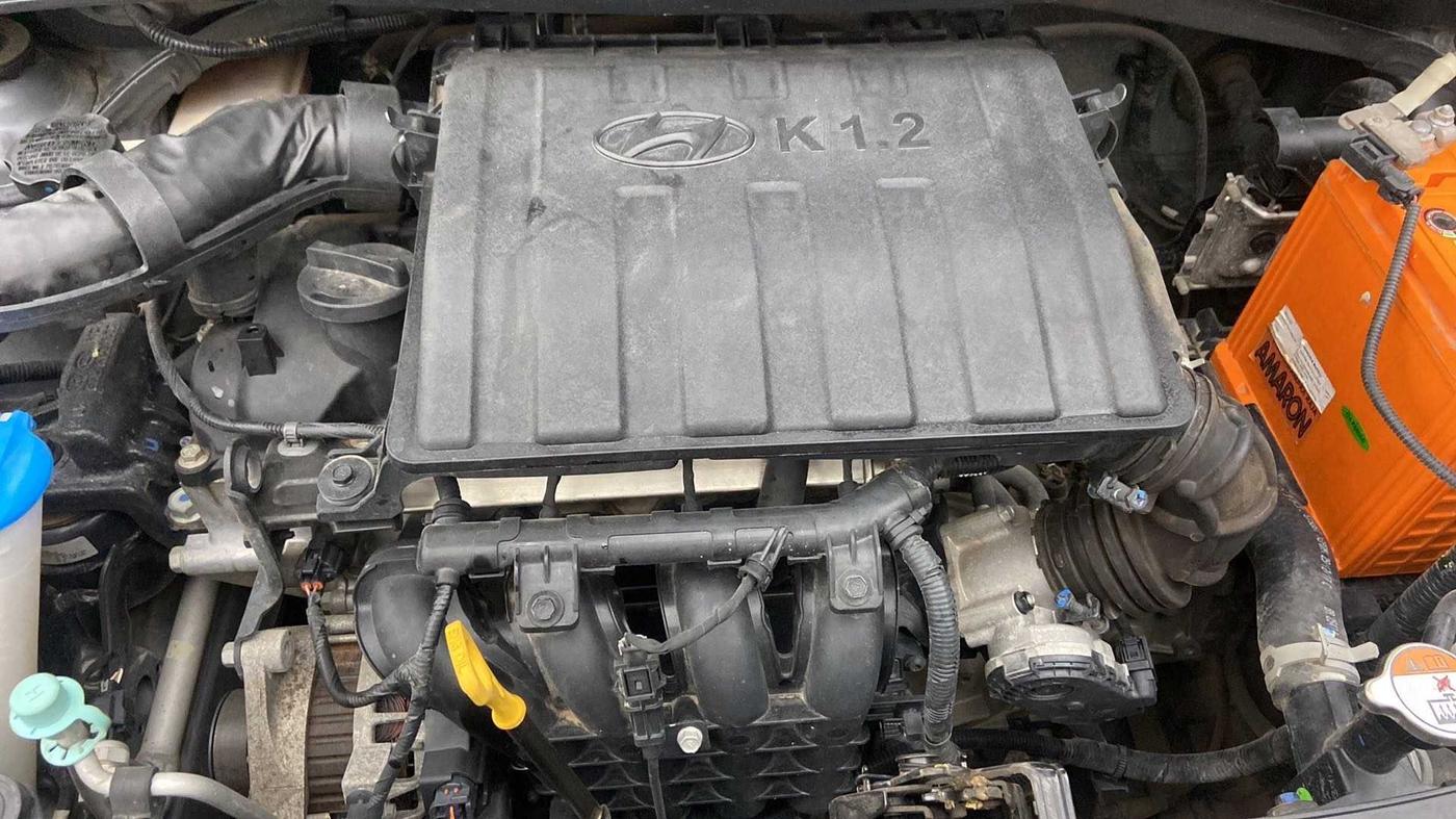 2018 Hyundai Grand i10 SPORTZ (O) 1.2 KAPPA VTVT, Petrol, Manual, 17,900 km, Open Bonet