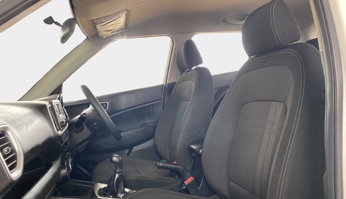 2020 Hyundai VENUE S 1.2, Petrol, Manual, 17,308 km, Right Side Front Door Cabin
