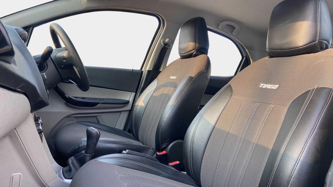2017 Tata Tiago XZ PETROL, Petrol, Manual, 39,415 km, Right Side Front Door Cabin
