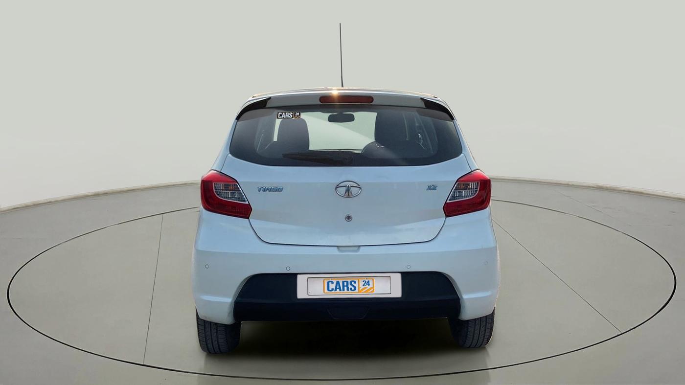 2017 Tata Tiago XZ PETROL, Petrol, Manual, 39,415 km, Back/Rear
