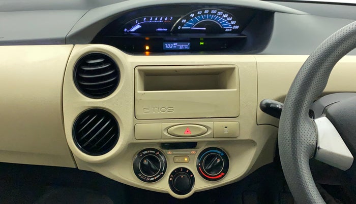 2017 Toyota Etios Liva G, Petrol, Manual, 50,222 km, Air Conditioner