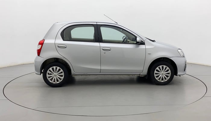 2017 Toyota Etios Liva G, Petrol, Manual, 50,222 km, Right Side View