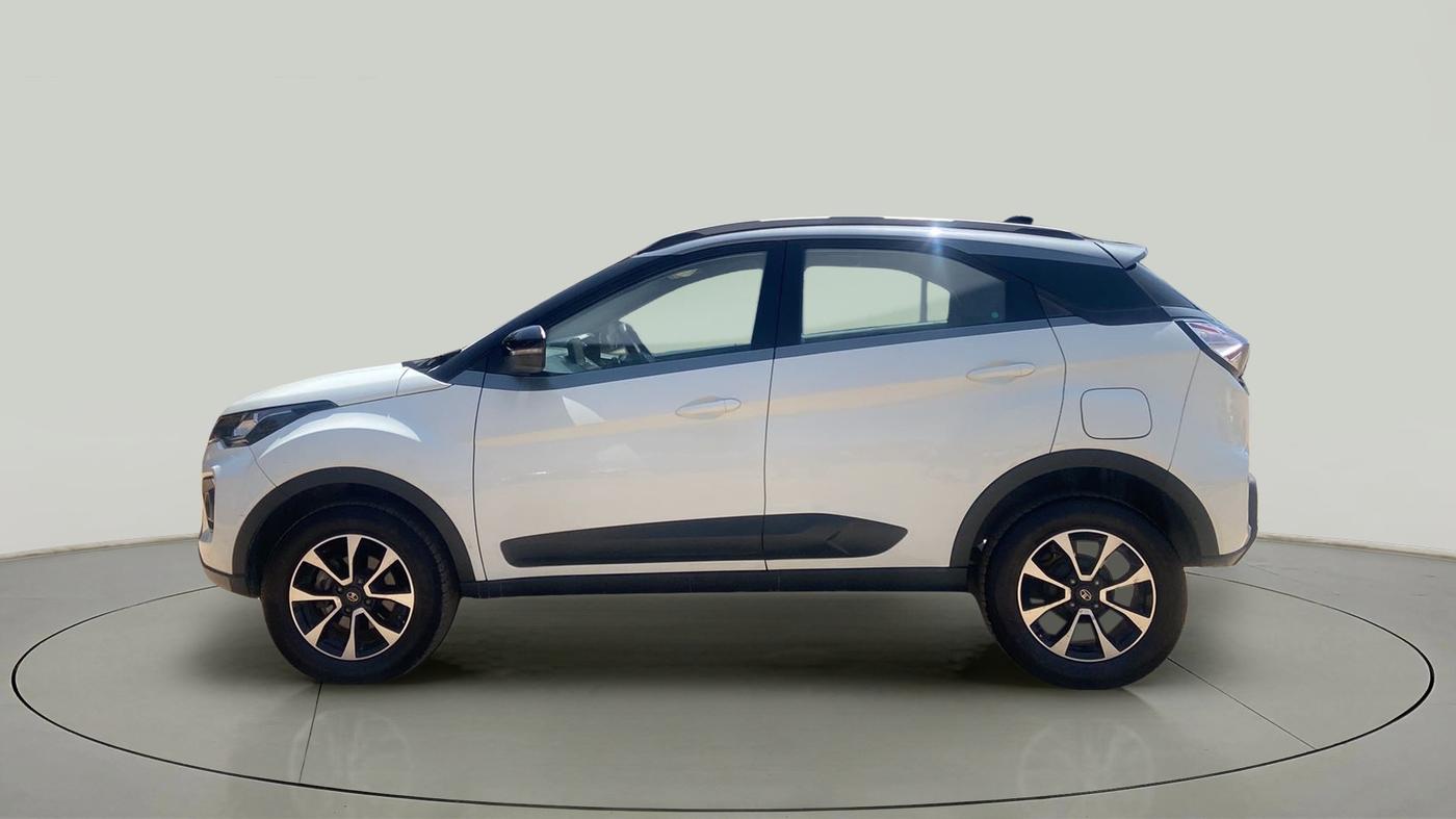 2020 Tata NEXON XZA PLUS (O) PETROL, Petrol, Automatic, 15,493 km, Left Side