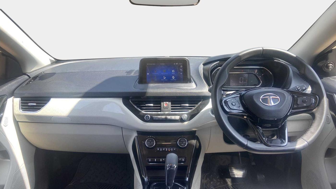 2020 Tata NEXON XZA PLUS (O) PETROL, Petrol, Automatic, 15,493 km, Dashboard