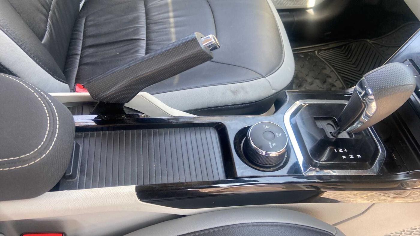 2020 Tata NEXON XZA PLUS (O) PETROL, Petrol, Automatic, 15,493 km, Gear Lever