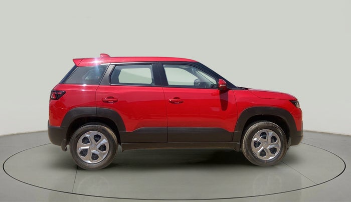 2023 Maruti BREZZA VXI SMART HYBRID, Petrol, Manual, 2,676 km, Right Side View