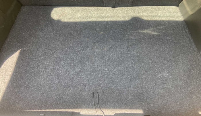 2023 Maruti BREZZA VXI SMART HYBRID, Petrol, Manual, 2,676 km, Boot Inside