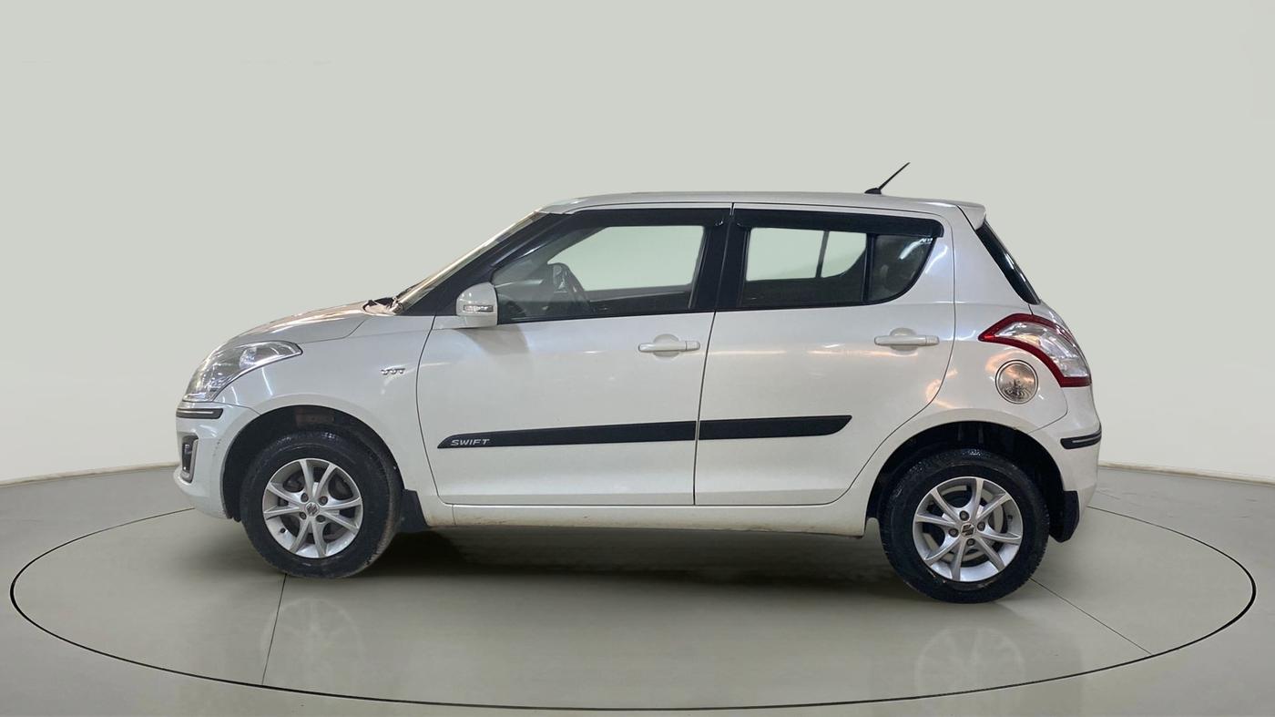 2016 Maruti Swift VXI, Petrol, Manual, 26,214 km, Left Side