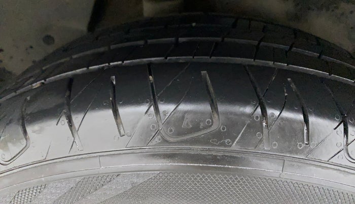 2019 Hyundai Creta SX AT 1.6 PETROL, Petrol, Automatic, 44,269 km, Right Rear Tyre Tread