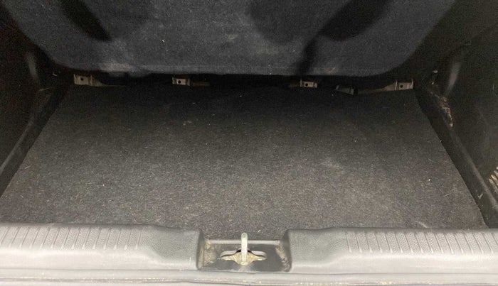 2021 Maruti Swift VXI AMT, Petrol, Automatic, 35,510 km, Boot Inside
