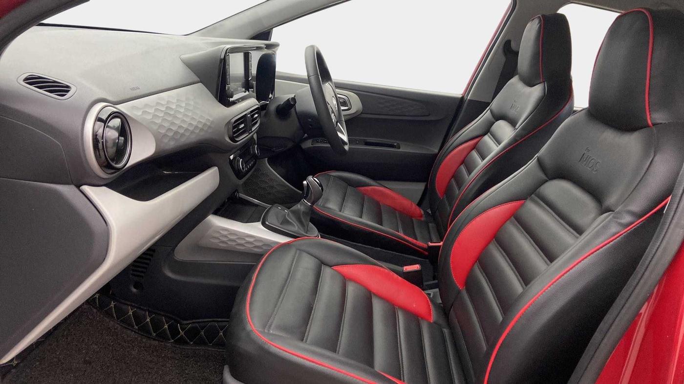 2020 Hyundai GRAND I10 NIOS ASTA AMT 1.2 KAPPA VTVT, Petrol, Automatic, 5,192 km, Right Side Front Door Cabin