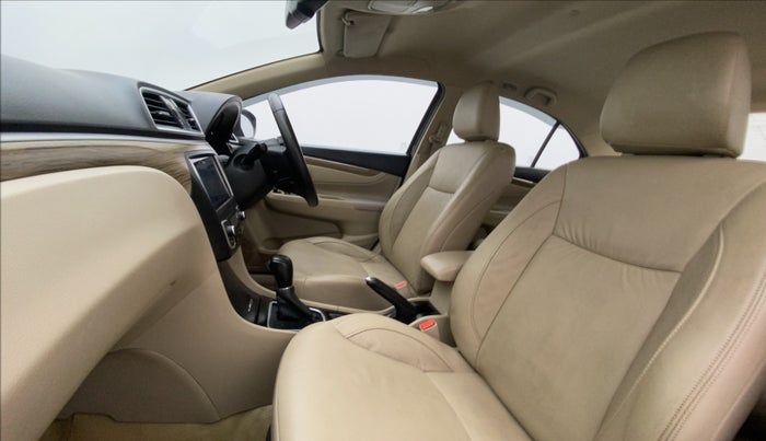 2018 Maruti Ciaz ALPHA  AT 1.5 SHVS PETROL, CNG, Automatic, 74,462 km, Right Side Front Door Cabin