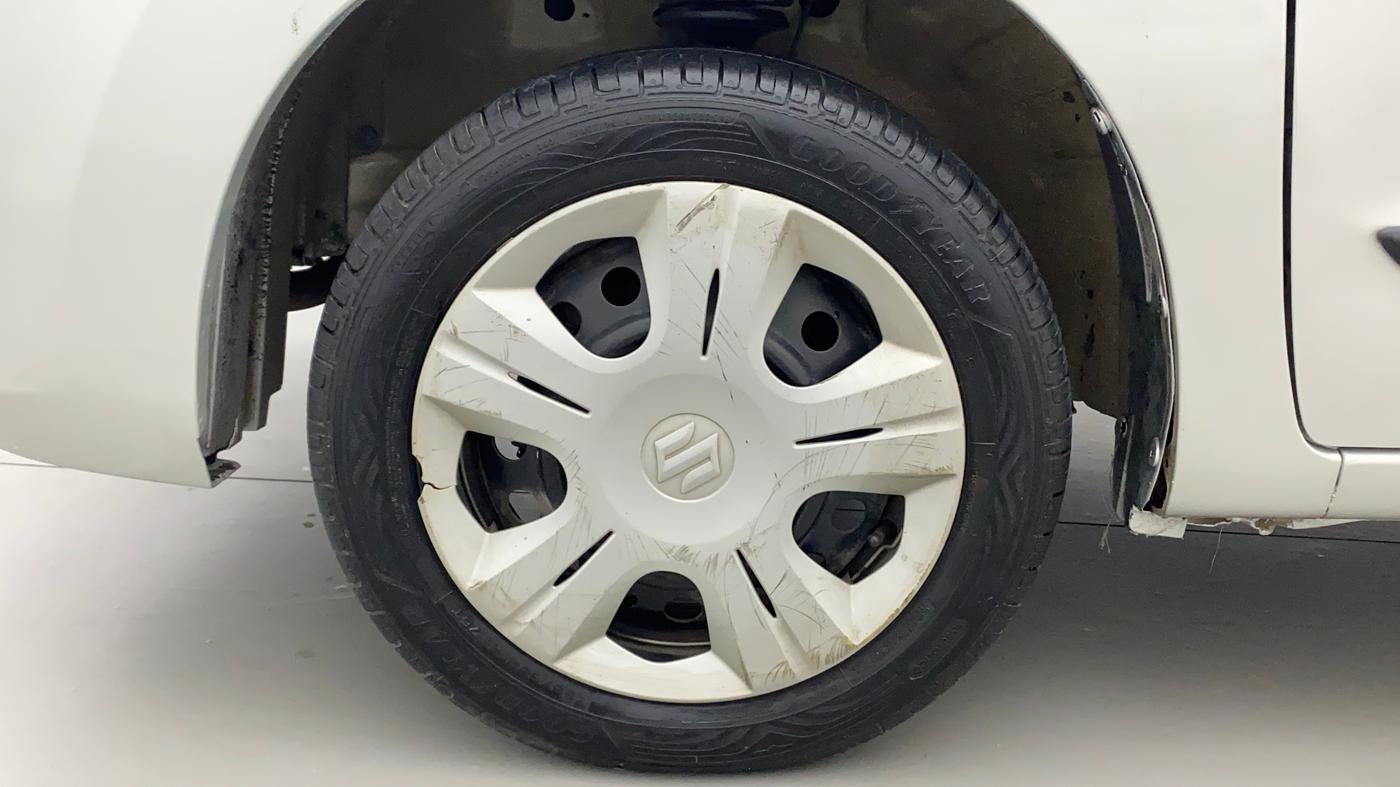2017 Maruti Wagon R 1.0 VXI, Petrol, Manual, 35,643 km, Left Front Wheel