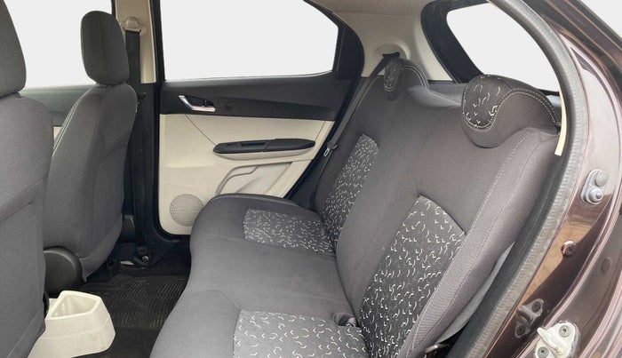 2022 Tata Tiago XZ PLUS CNG, CNG, Manual, 16,915 km, Right Side Rear Door Cabin