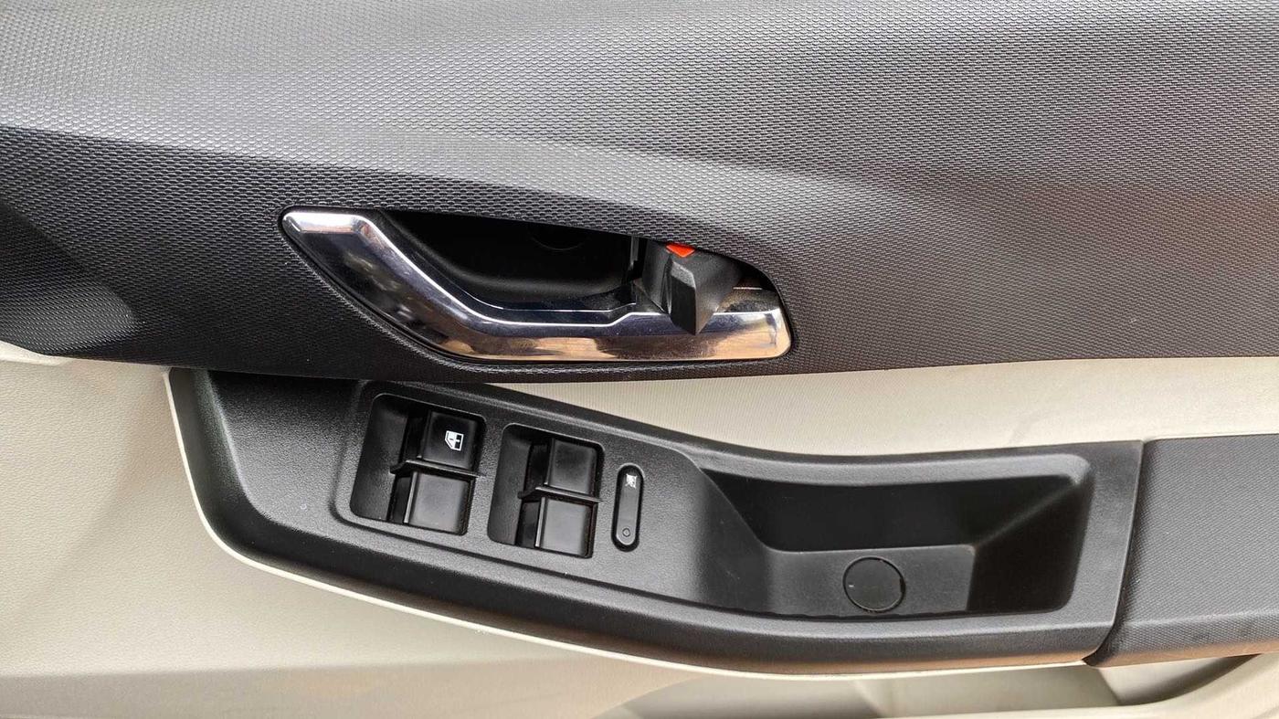 2022 Tata Tiago XZ PLUS CNG, CNG, Manual, 16,915 km, Driver Side Door Panels Control