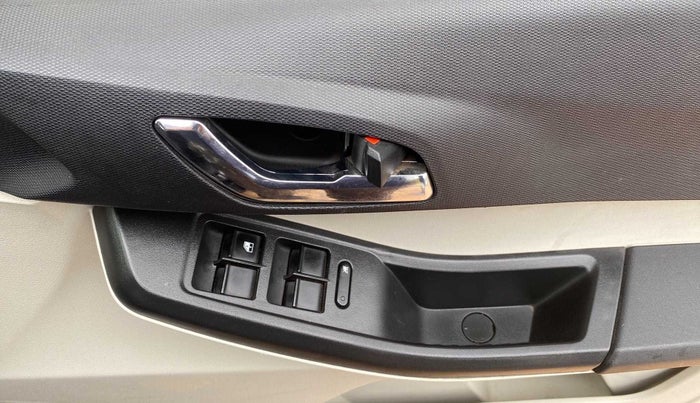 2022 Tata Tiago XZ PLUS CNG, CNG, Manual, 16,915 km, Driver Side Door Panels Control