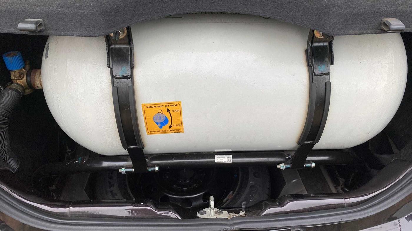 2022 Tata Tiago XZ PLUS CNG, CNG, Manual, 16,915 km, Boot Inside