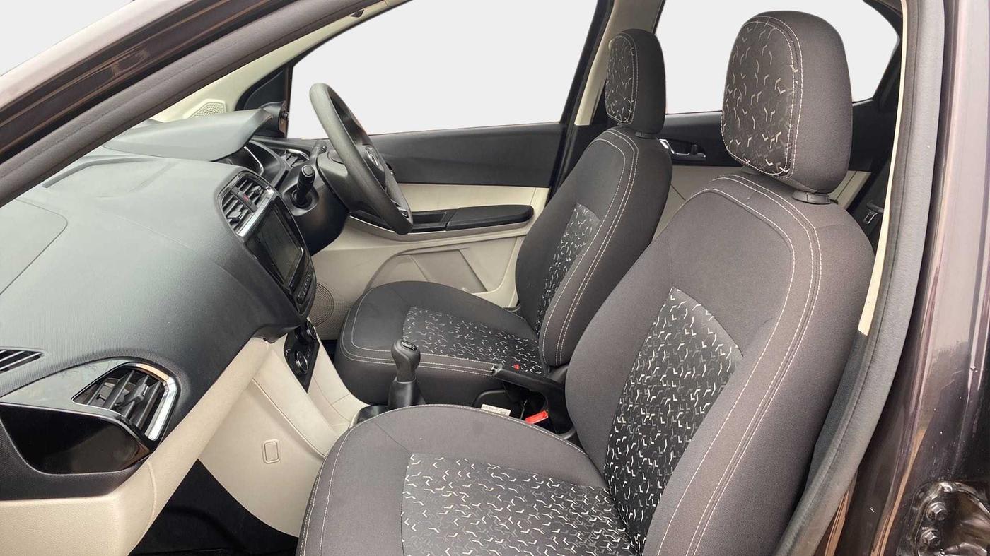 2022 Tata Tiago XZ PLUS CNG, CNG, Manual, 16,915 km, Right Side Front Door Cabin