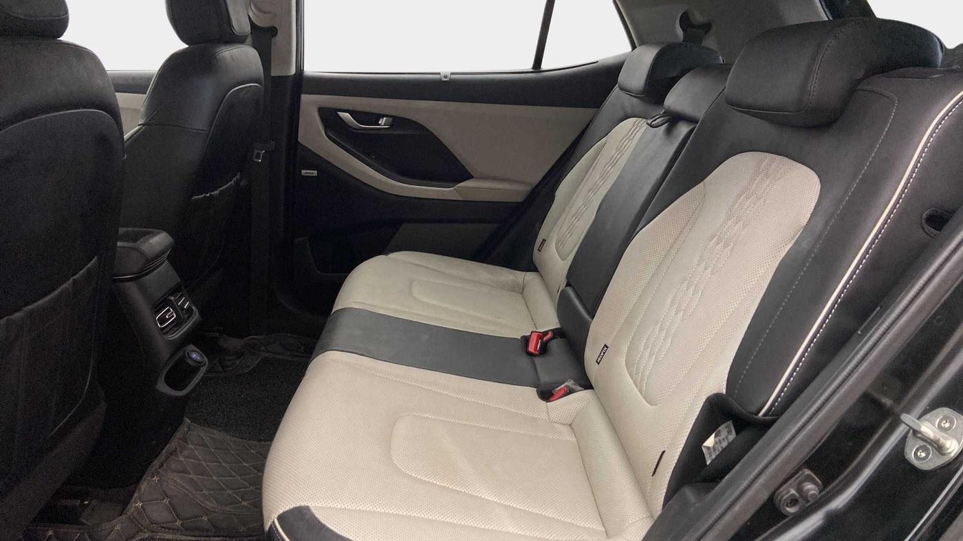 2020 Hyundai Creta SX (O) IVT 1.5 PETROL, Petrol, Automatic, 29,177 km, Right Side Rear Door Cabin