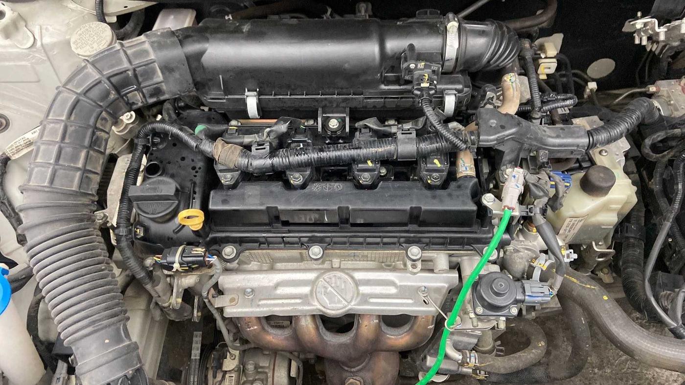 2021 Maruti Dzire VXI AMT, Petrol, Automatic, 48,982 km, Open Bonet