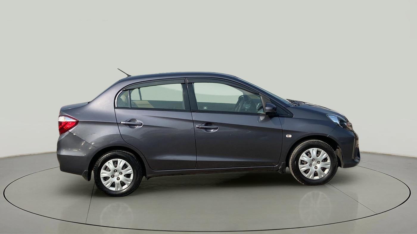 2017 Honda Amaze 1.2L I-VTEC S OPT, Petrol, Manual, 70,497 km, Right Side View