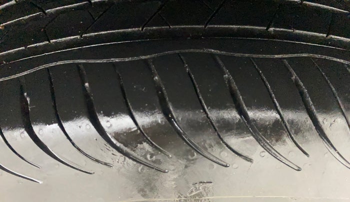 2022 KIA SELTOS HTK PLUS 1.5 DIESEL IMT, Diesel, Manual, 70,386 km, Left Rear Tyre Tread