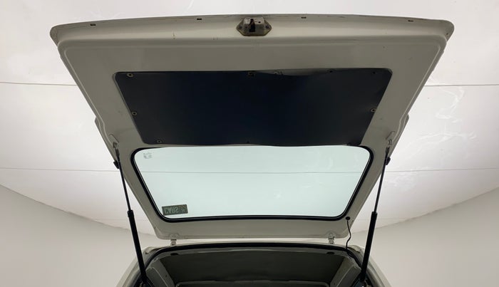 2017 Maruti OMNI E 8 STR, Petrol, Manual, 48,543 km, Boot Door Open