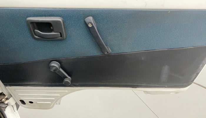 2017 Maruti OMNI E 8 STR, Petrol, Manual, 48,543 km, Driver Side Door Panels Control