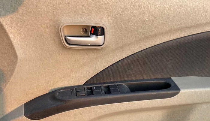 2014 Maruti Celerio VXI, Petrol, Manual, 1,03,714 km, Driver Side Door Panels Control