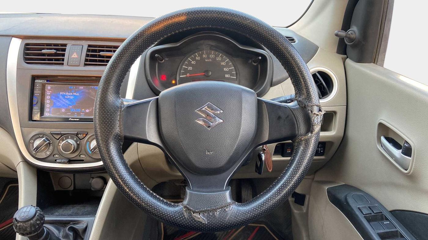 2014 Maruti Celerio VXI, Petrol, Manual, 1,03,714 km, Steering Wheel Close Up
