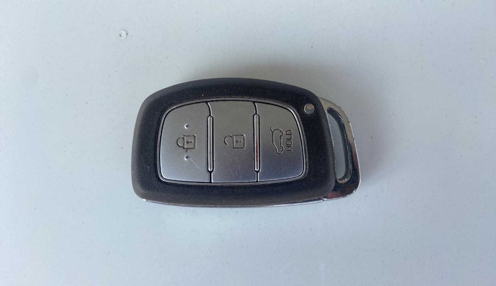 2018 Hyundai Elite i20 ASTA 1.2 (O), Petrol, Manual, 72,994 km, Key Close Up